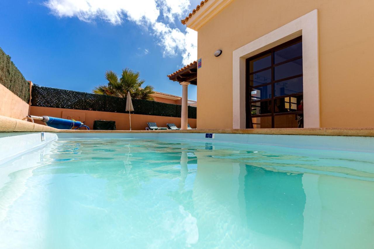 Villa Serenity Private Pool Corralejo By Holidays Home Exterior photo